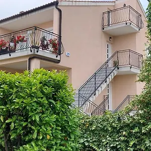 Apartman Tomislav, Krk Town